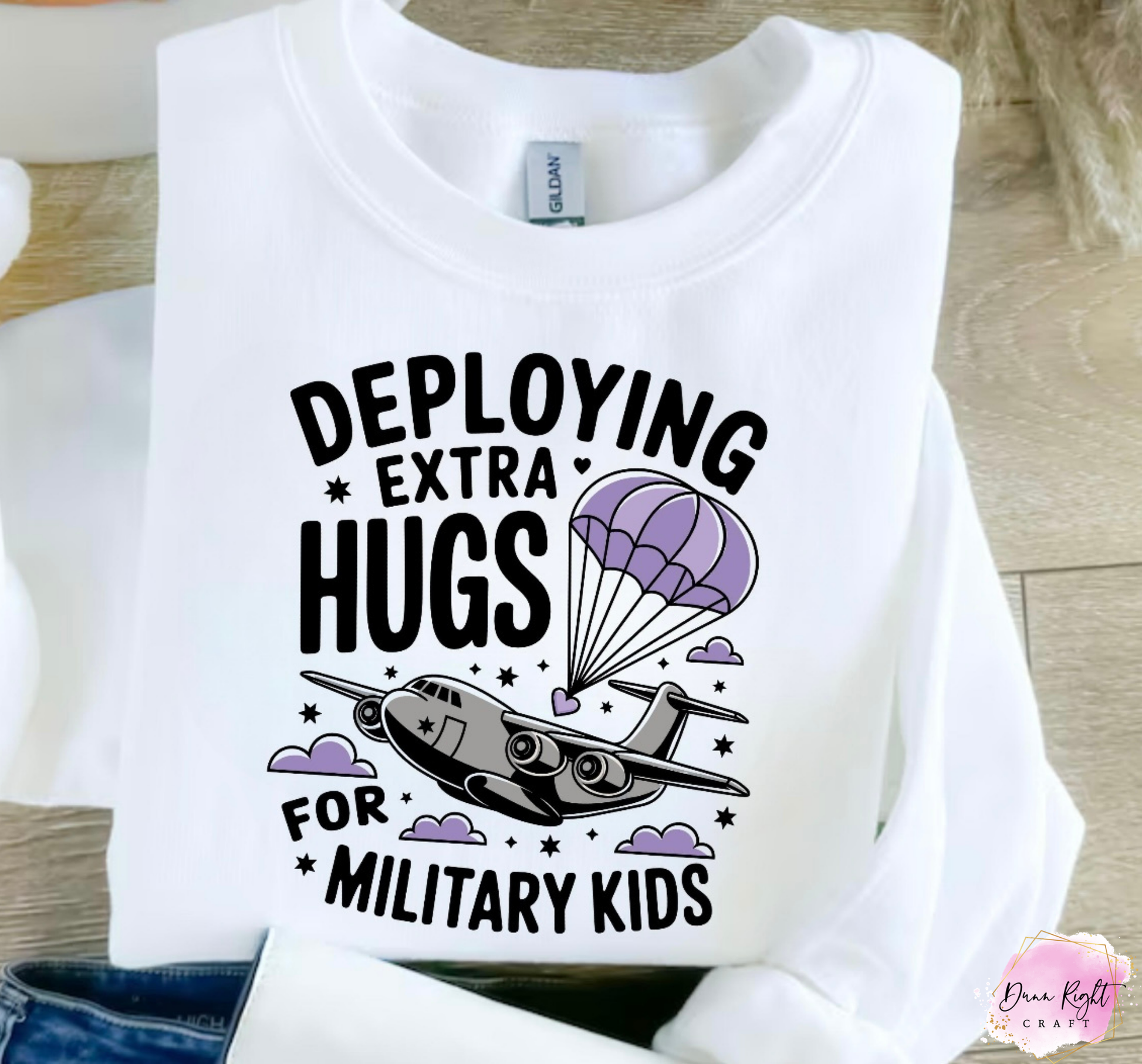 Deploying Extra Hugs For Military Kids Shirt - Dunn Right Craft
